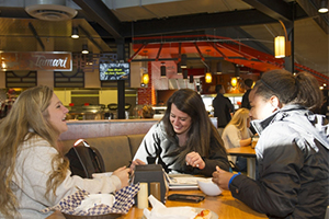 Students having lunch in Miller Dining Commons