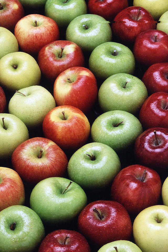 Red-fleshed: The science behind an uncommon apple breed - Fruit