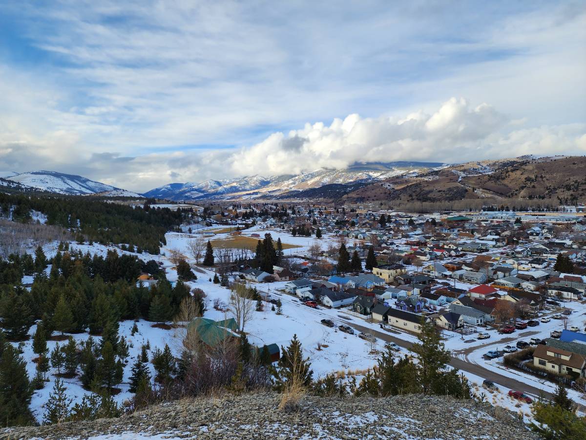 Winter view of West Anaconda 