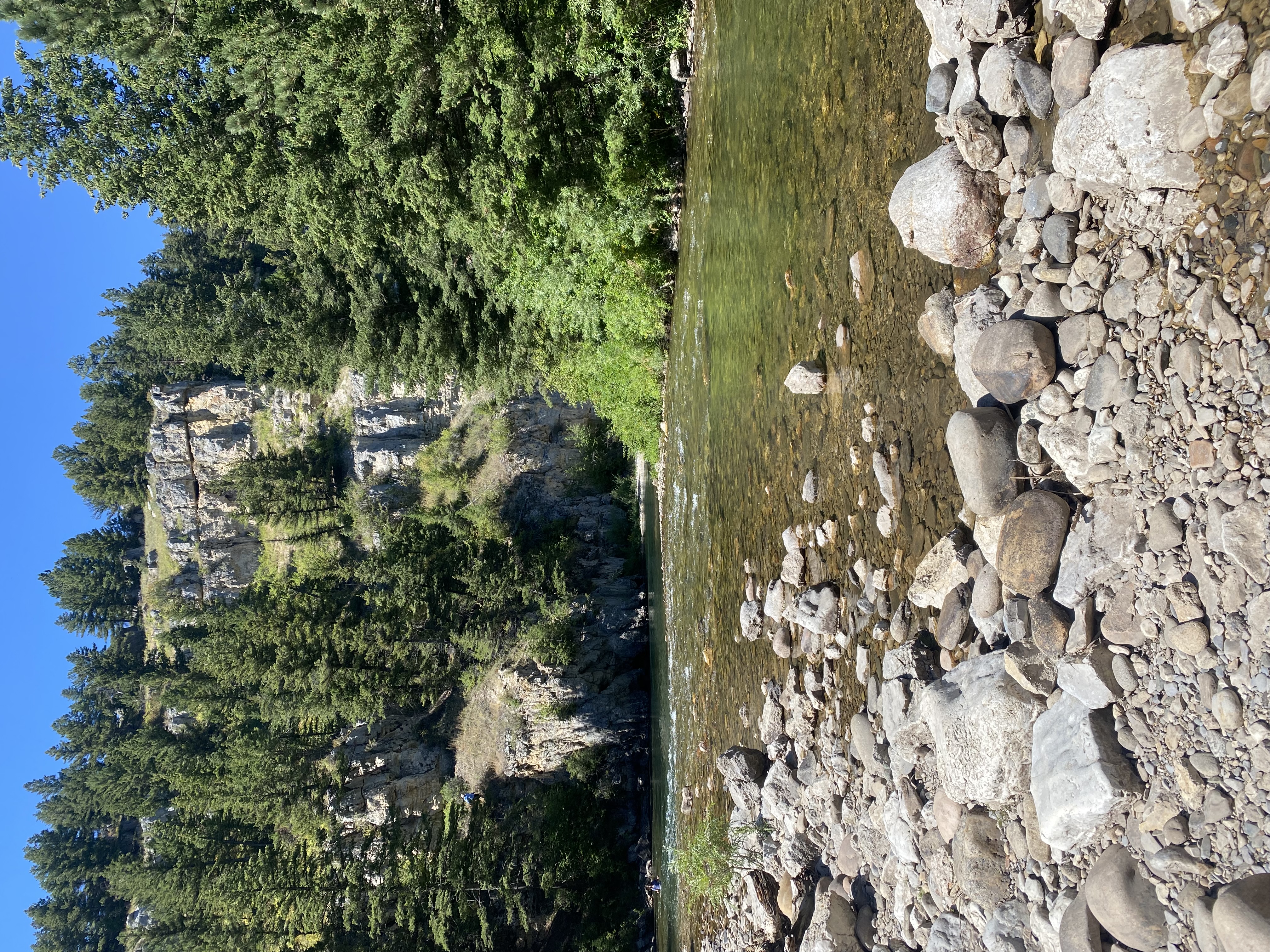 Warm summer day in the Sluice Box State Park canyon