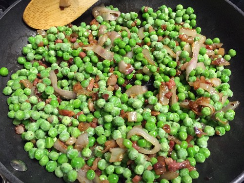 Peas added to shallot