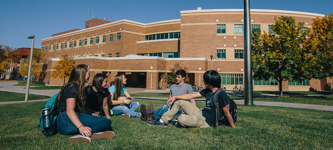 Students in the lawn near Barnard hall