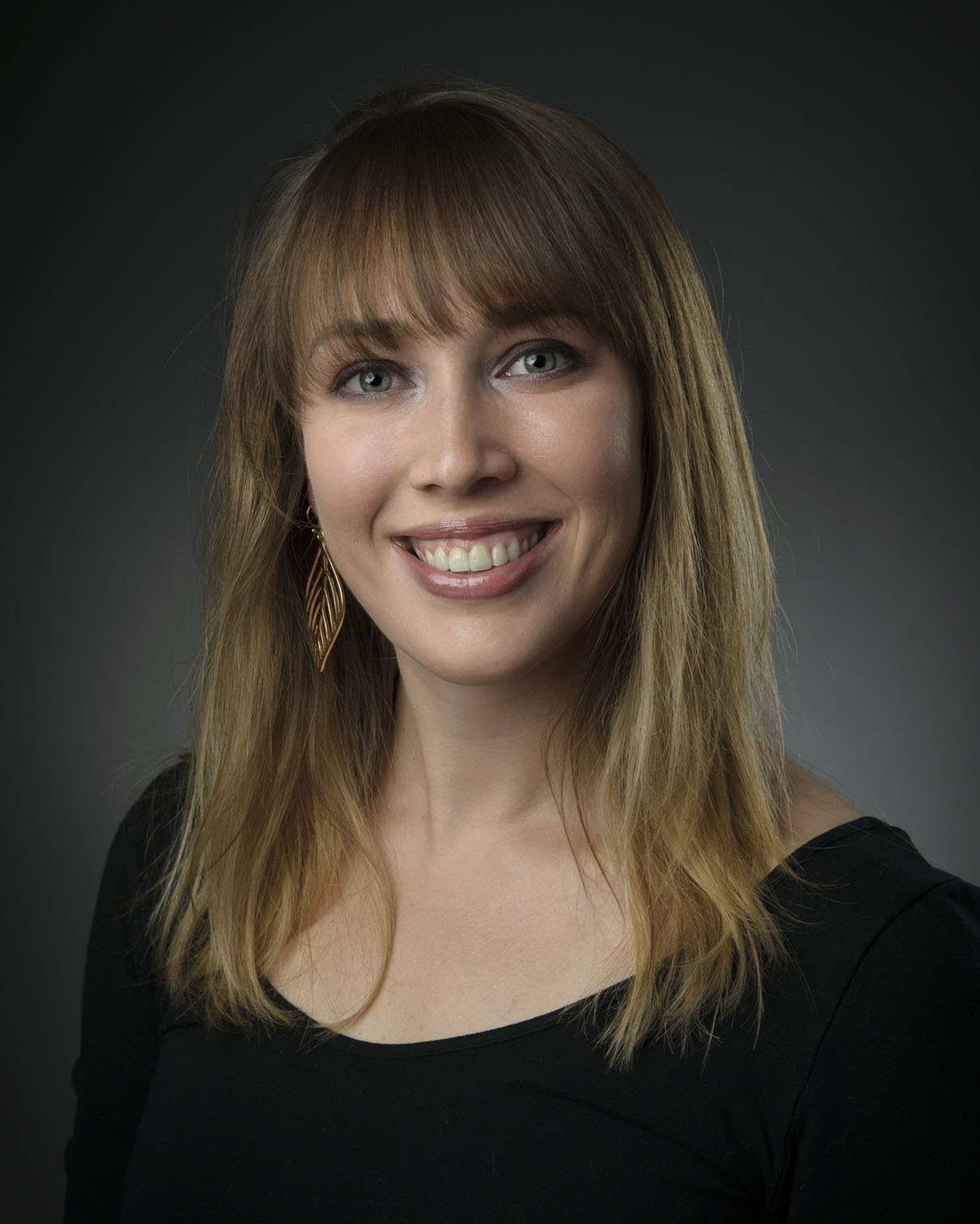 portrait of Whitney Hinshaw