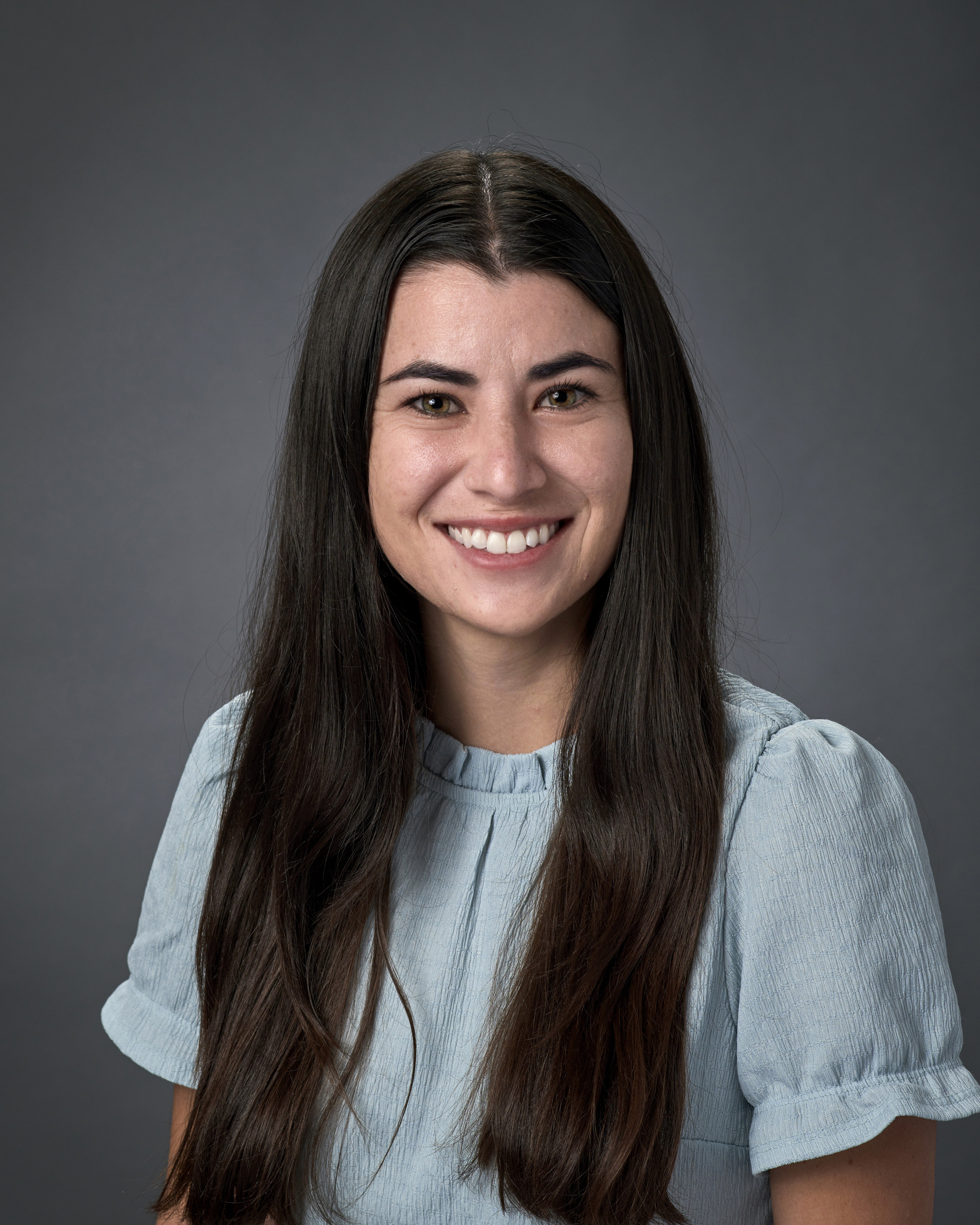 Anna Moore Headshot