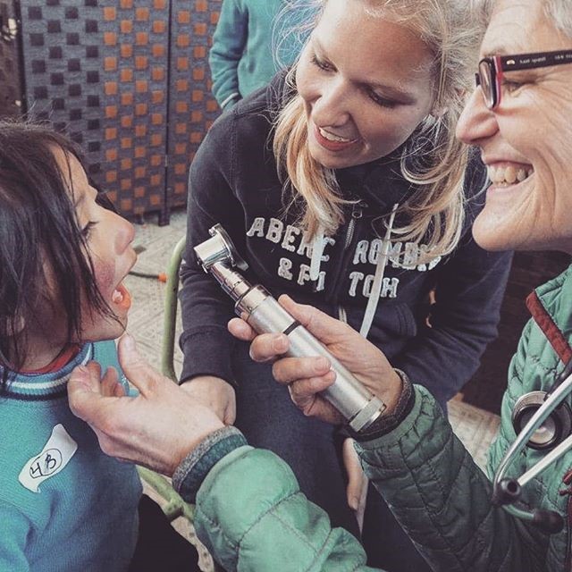 nursing students in ecuador