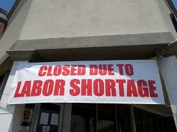 sign saying closed due to labor shortage