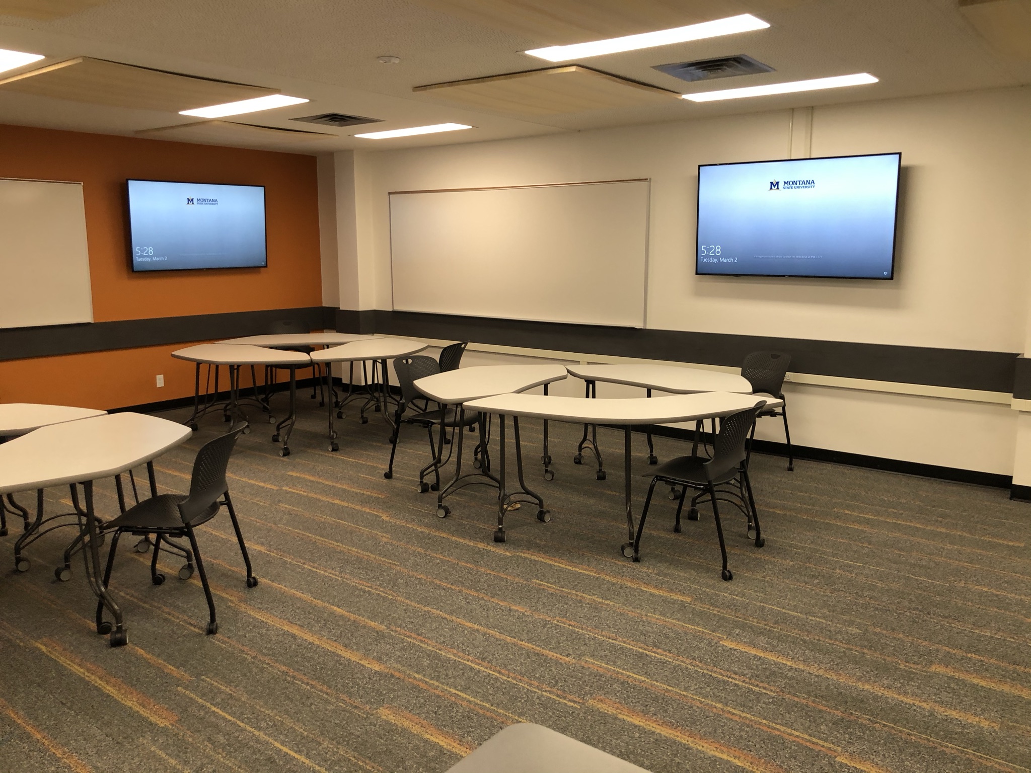 Reid 332 active learning classroom