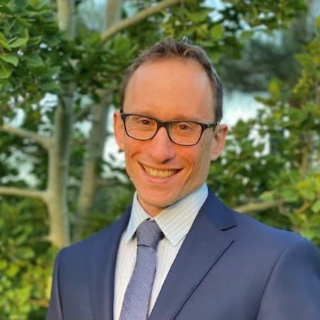 Professional photo of Jonathan Stahl