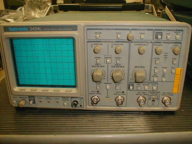 Front view of Tektronix 2424L oscilloscope