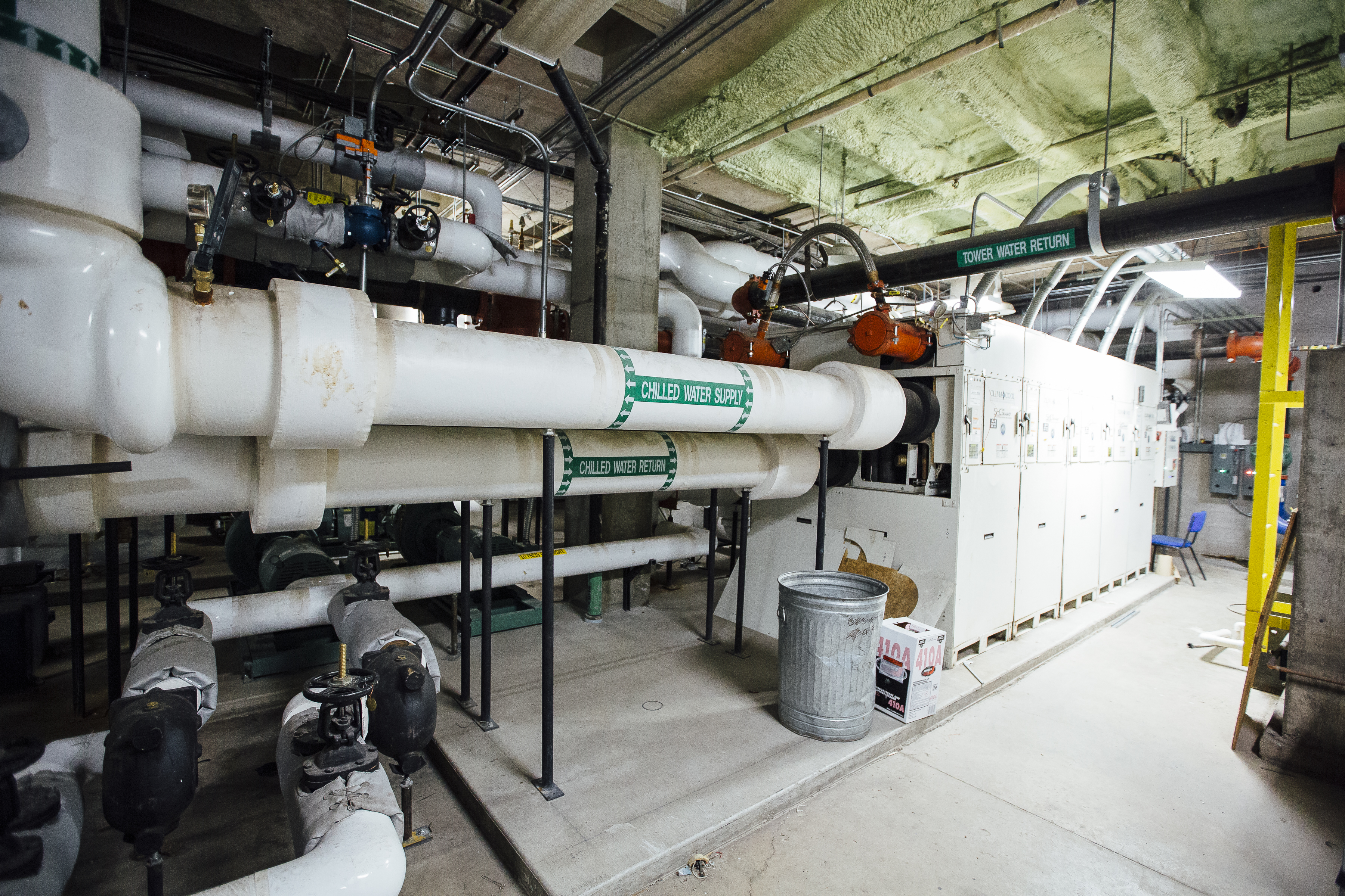 District heat pump plant in Leon Johnson Hall